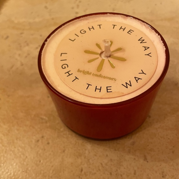 4oz.  pomegranate and champagne scented candle made by young moms in Chicago!!! - Picture 2 of 11